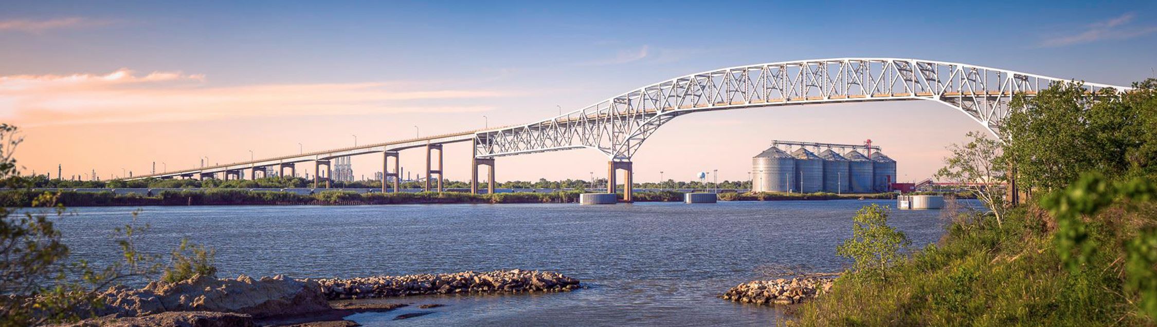 Port Arthur, TX bridge